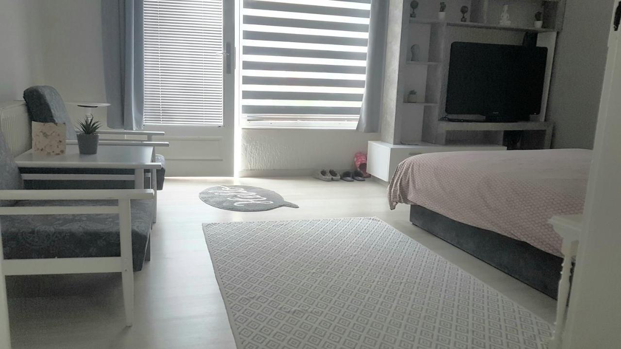 Bb Downtown Apartment Баина Баща Екстериор снимка